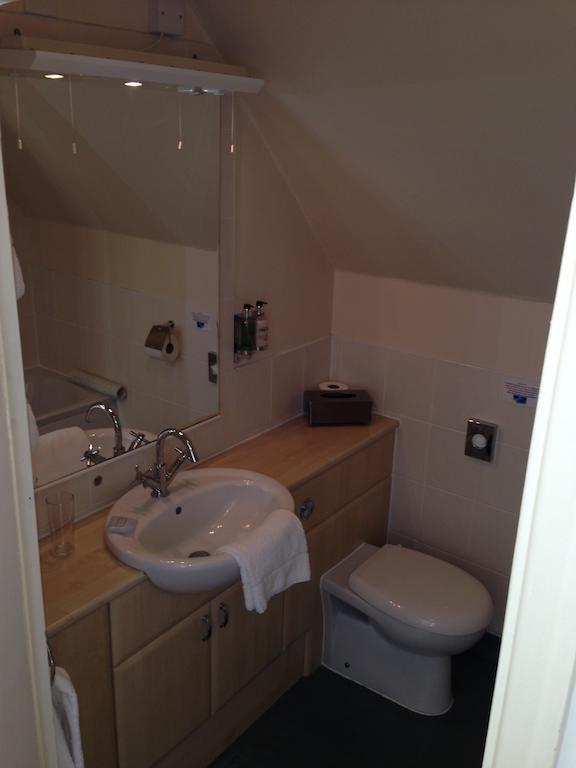 Blyth Hotel Southwold Room photo